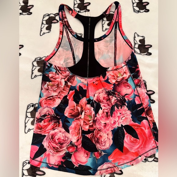 Lululemon Lightened Up Singlet Secret Garden Floral Print, Size 4 - Picture 5 of 10